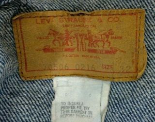 Vintage Levi ' s AC/DC Denim jacket with Iron Maiden Motorhead patch button badges 9