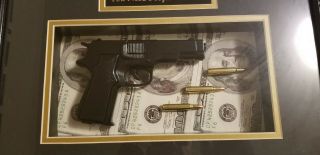 SCARFACE TONY MONTANA Al Pacino FRAMED SHADOW BOX PICTURE GUN & BULLETS Display 2