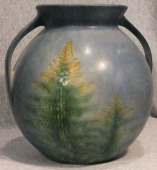 Roseville Art Pottery Windsor Pattern Handled Vase