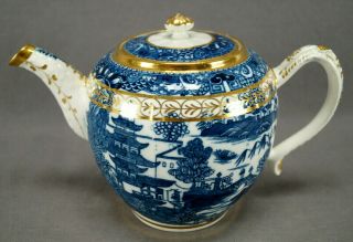18th Century Caughley Blue Printed Pagoda & Gold Porcelain Teapot Circa 1785