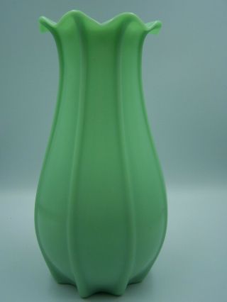 Vintage Htf Mckee Jadeite Jadite 12 " Tall Vase With Ruffled Top No.  1001