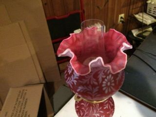 Vintage Fenton Opalescent Cranberry Art Glass Daisy & Fern Lamp L.  G.  Wright 3