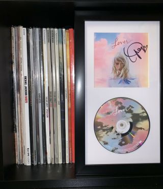 Taylor Swift Signed/autographed Lover Booklet,  Me Cd Single.
