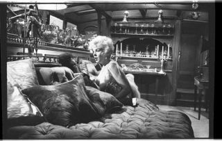 Marilyn Monroe Filming Some Like It Hot 35mm B/w On Set Photo Negative