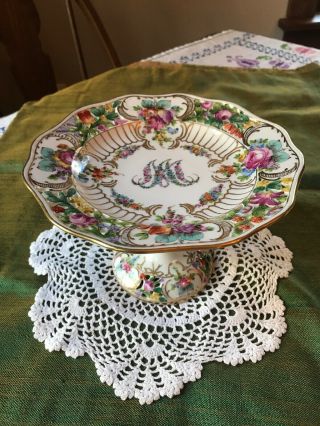 Carl Thieme Dresden Marie Antoinette Comport 7 1/4” Reticulated