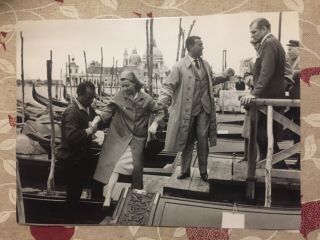 Rare Vivien Leigh & Laurence Olivier In Venice 1957 Orig Still
