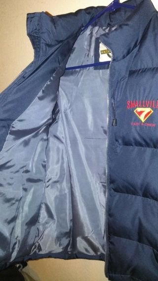 SMALLVILLE Season 7 Cast and Crew woman ' s puffer Jacket small. 5