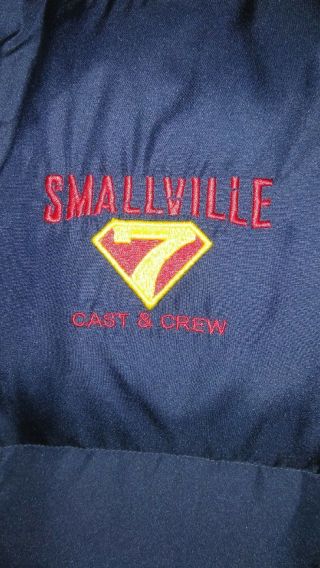 SMALLVILLE Season 7 Cast and Crew woman ' s puffer Jacket small. 6