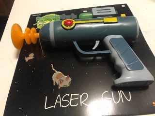 Adult Swim Rick And Morty Laser Gun W Lights And Sound Batteries 4