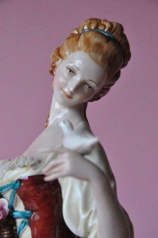 Large Vintage 10 3/4 Inch Capodimonte Porcelain Figurine Italy with Dove 12