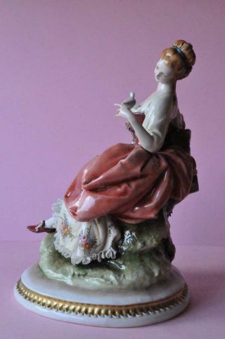 Large Vintage 10 3/4 Inch Capodimonte Porcelain Figurine Italy with Dove 2
