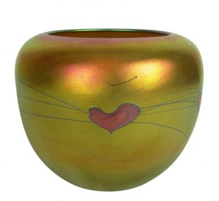 Lundberg Studios Art Glass Vase Heart & Vine Valentine 3
