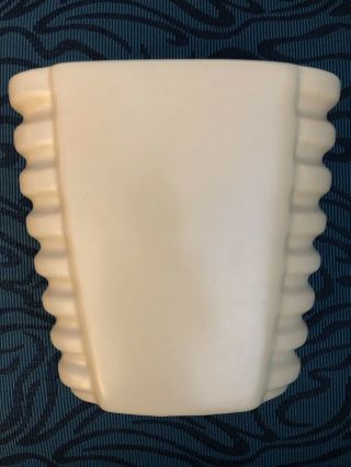 Magnificent Art Deco C 1934 8” Catalina Island Pottery Vase Satin Yellow Glaze