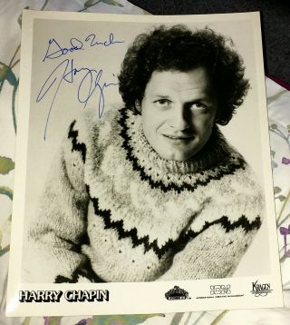 Harry Chapin Vintage Signed 8x10 Photo - Outstanding Promo Shot Of Him