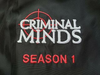 Criminal Minds Season 1 Cast and Crew Production Jacket TV Show Joe Mantegna 2