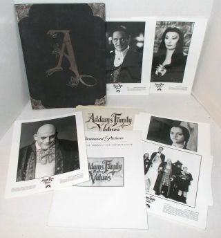 Addams Family Values Movie Press Kit W/ 15 Publicity Photos Christina Ricci