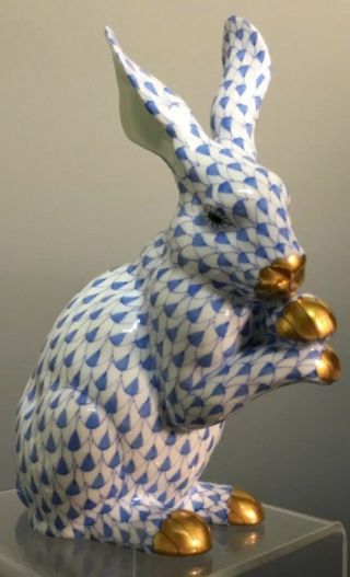 Vintage Herend Blue Fishnet Bunny Rabbit Paws Up,  15307 Porcelain Figure,  Nr