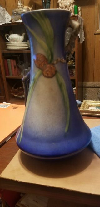 Tall Roseville Pottery 712 - 12” Pine Cone Two Handle Vase In Blue Perfect