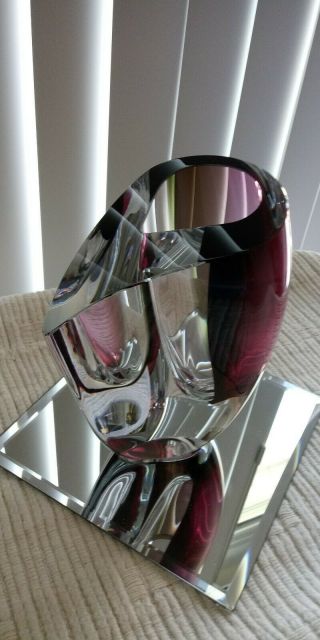 KOSTA BODA MIRAGE LARGE Vase Goran Warff Art Glass Red Maroon Gray 8