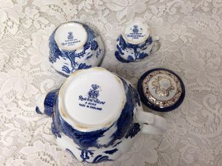 Vintage,  Booths Old Willow A8025 England,  12 - pc Blue Willow Tea - Dinner Set for 2 5