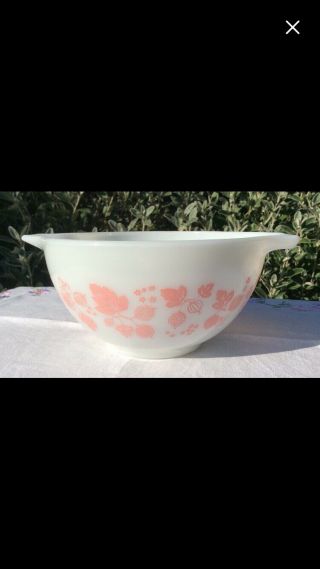 Vintage Pyrex Pink White Gooseberry Cinderella Nesting Bowl Set - 7