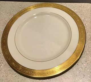 12 Lenox Westchester Dinner Plates 10 1/4” Gold Trim