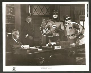 Batman Tv Show Syndication Photo - Adam West & Burt Ward