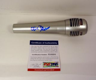 Clive Davis Hall Of Fame Record Producer Signed Autograph Microphone Psa/dna