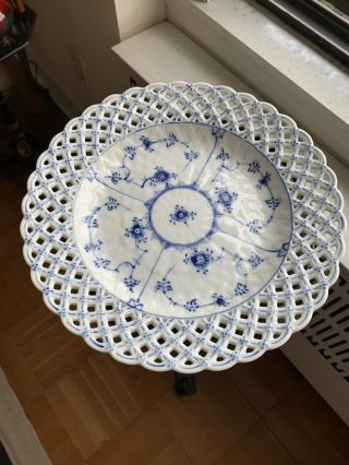 Royal Copenhagen 1098 Blue Fluted Full Lace 10” Plate