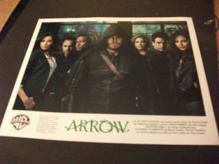 Arrow - Tv Series - Crew Gift - Cast And Crew Photo