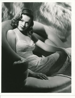 Gene Tierney Stunning 1940s 20th Fox Studio Glamour Portrait Photo