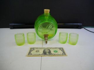 Vintage Vaseline Uranium Green Glass Beer Keg W/ 4 Glasses & Stopper
