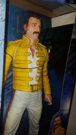 18 Inch Figure - Freddie Mercury - Queen - Motion Activated Sound - Plays Music 2