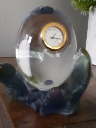 VINTAGE DAUM FRANCE CRYSTAL FISH PATE DE VERRE WITH CLEAR EGG CLOCK,  EXC COND 2