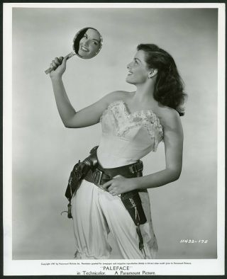 Jane Russell W Mirror,  Sexy W Holster Vintage 1947 Photo " Paleface "