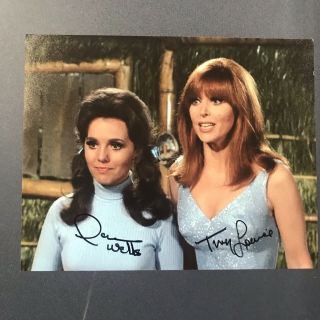 Dawn Wells & Tina Louise Hand Signed 8x10 Photo Autographed Gilligans Island