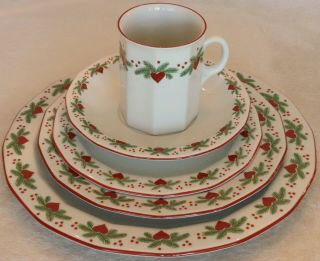 Hearts And & Pines By Porsgrund 5 Piece Multisided Place Setting - Norway