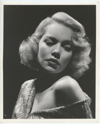 Jane Wyman 1939 Vintage Hollywood Glamour Portrait Sensual Allure