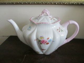 Shelley England Dainty Shape Rose And Red Daisy Porcelain Tea Pot 272101
