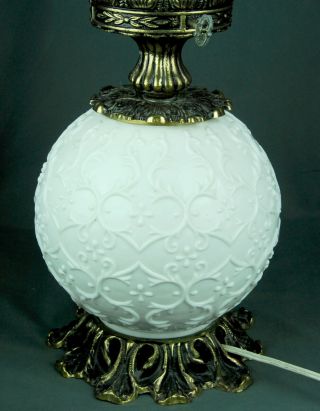 Fenton Silver Crest Spanish Lace Milk Glass Gone With The Wind Double Ball Lamp 3