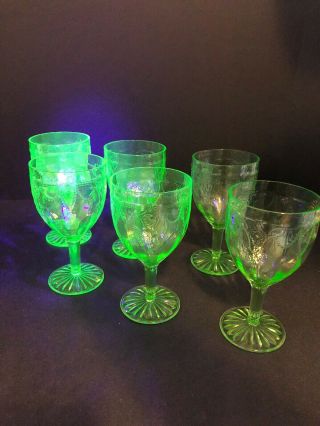 Set Of 6 Hocking Glass Cameo Goblets