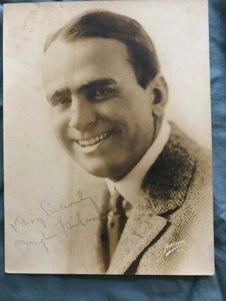 Silent Star Douglas Fairbanks Signed Autographed Photograph The Mark Of Zorro