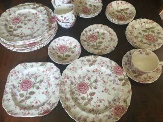 Johnson Brothers 30 Rose Chintz 6 Piece Place Settings For 5 England