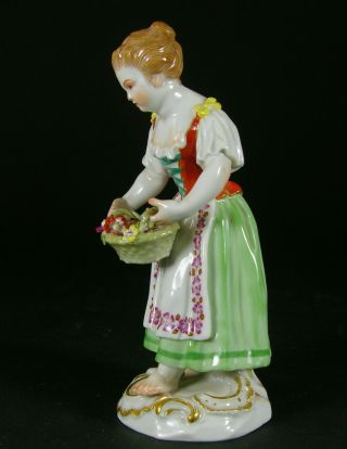 Meissen Model Number 5x.  ' Girl with Flower Basket '.  Late 19th Century. 2