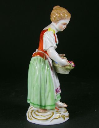 Meissen Model Number 5x.  ' Girl with Flower Basket '.  Late 19th Century. 4