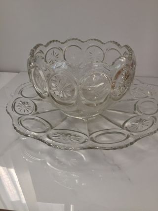 L E Smith Glass Moon & Stars Punch Bowl Set Drinkware With 12 Cups & Underplate