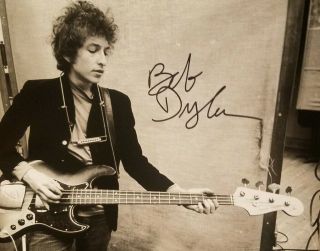 Bob Dylan Hand Signed Autograph Signature 8 X 10 Photo W/