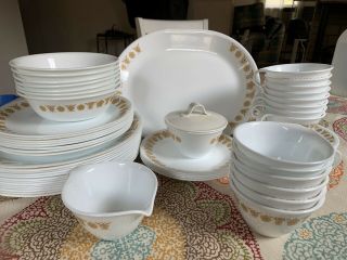 68 Pc Set Vtg Corelle Butterfly Gold Dinner & Bread Plates,  Cereal & Berry Bowls