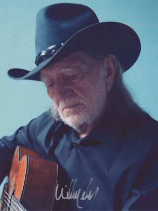 Autographed Willie Nelson Photo Signed,  3 Guitar Picks Country Music Usa