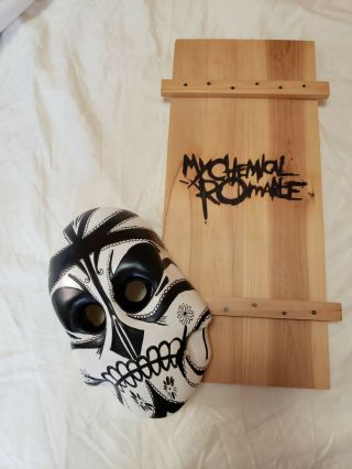 My Chemical Romance - Gerard Way Mask And Coffin From The Black Parade Is Dead
